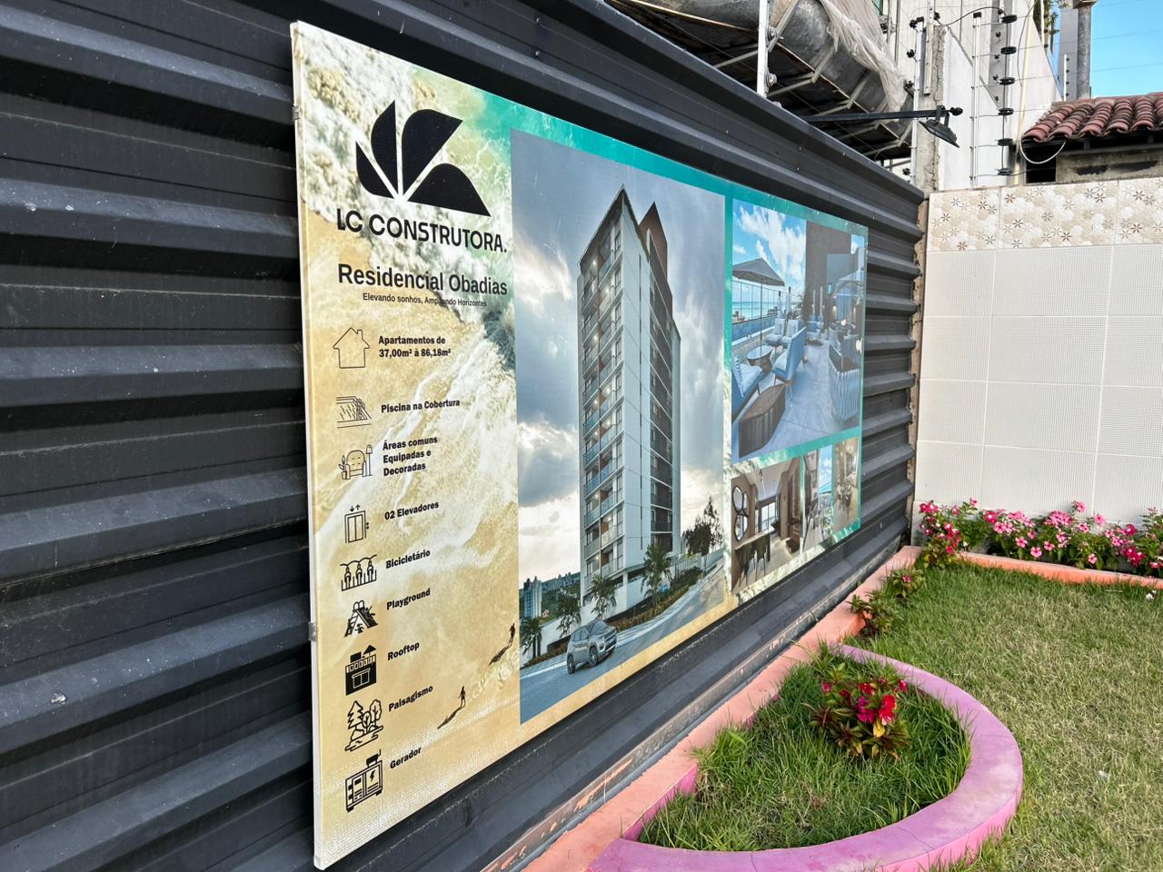 Residencial Obadias tem apartamentos à venda em Intermares